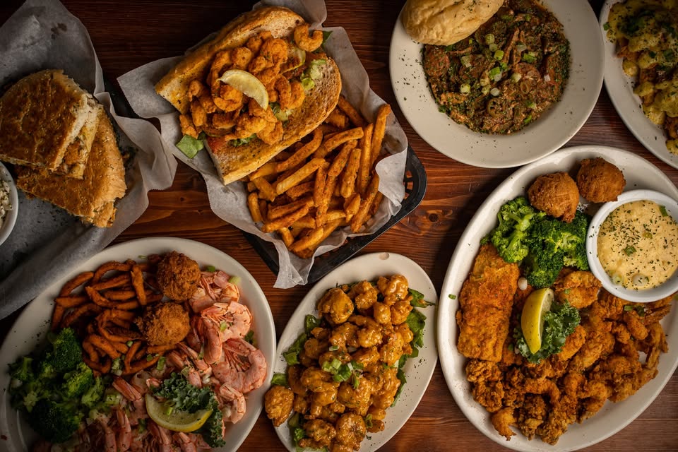 Things To Do Bayou on the Beach Cafe